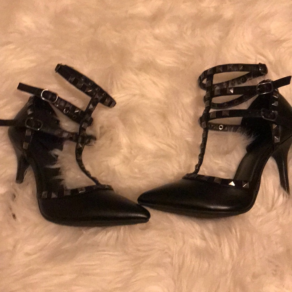 Black studded heels!